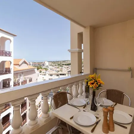 Castle Harbour 42 - One Bed Apartment *