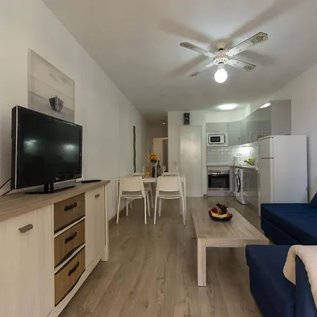 Apartment Castle Harbour 42 - One Bed *