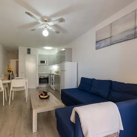 Castle Harbour 42 - One Bed Apartment *