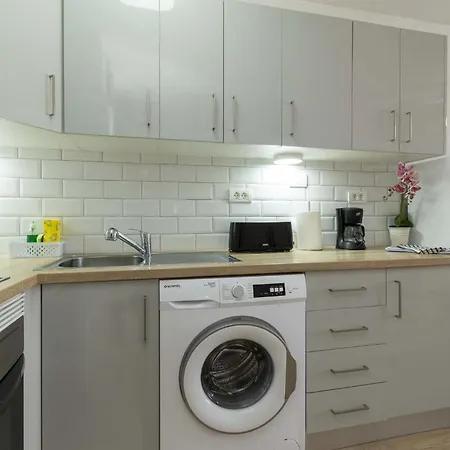 Castle Harbour 42 - One Bed Apartment *