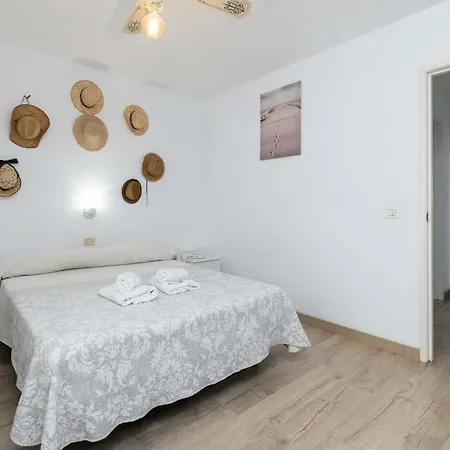 Apartment Castle Harbour 42 - One Bed *